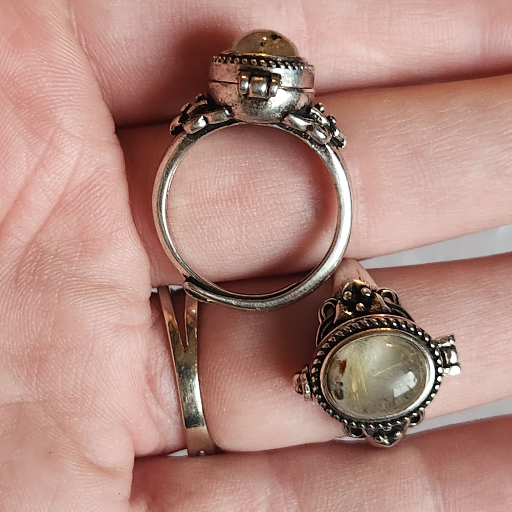 Golden Rutilated Quartz Poison Ring. - Picture 9 of 9
